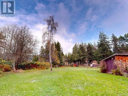 5406 Manson Ave, Powell River, BC - Outdoor