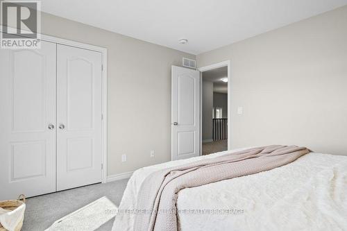 1203 Ashford Place, Kingston (East Gardiners Rd), ON - Indoor Photo Showing Bedroom