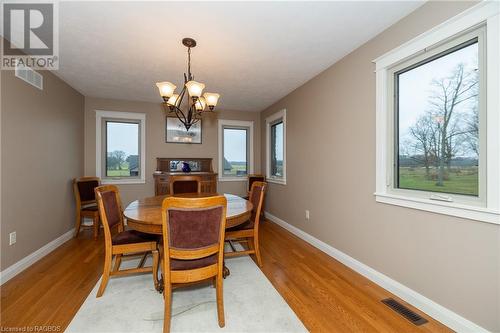 217890 Concession 3 Road, Georgian Bluffs, ON - Indoor Photo Showing Dining Room