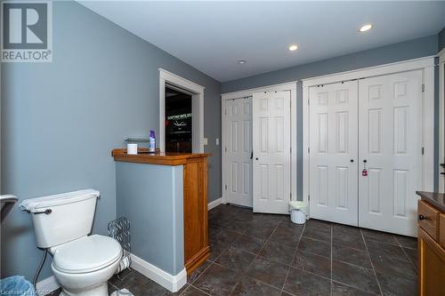 217890 Concession 3 Road, Georgian Bluffs, ON - Indoor Photo Showing Bathroom