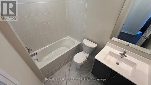 121 - 1569 Rose Way, Milton, ON - Indoor Photo Showing Bathroom