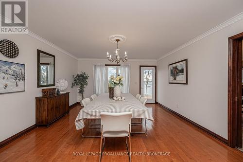 4734 Lakeside Lane, Loyalist (Lennox And Addington - South), ON - Indoor Photo Showing Dining Room