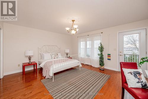 4734 Lakeside Lane, Loyalist (Lennox And Addington - South), ON - Indoor Photo Showing Bedroom