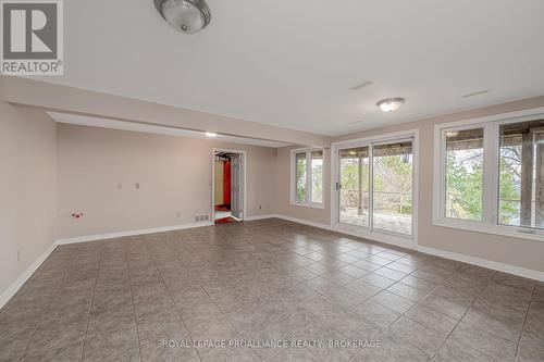 4734 Lakeside Lane, Loyalist (Lennox And Addington - South), ON - Indoor Photo Showing Other Room