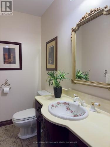 4734 Lakeside Lane, Loyalist (Lennox And Addington - South), ON - Indoor Photo Showing Bathroom