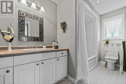 2 Sandpiper Way, Brighton, ON - Indoor Photo Showing Bathroom