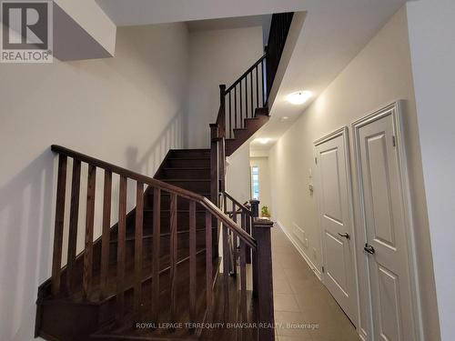 10 Stonehill Avenue, Kitchener, ON - Indoor Photo Showing Other Room