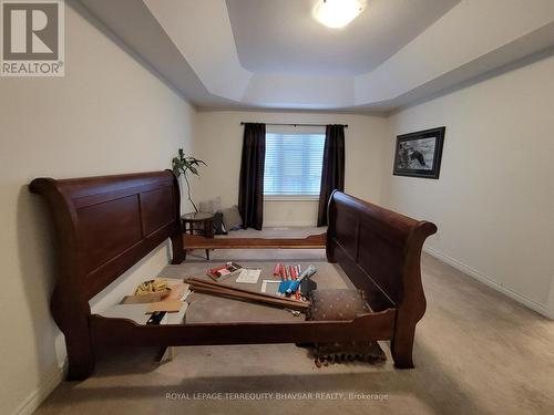 10 Stonehill Avenue, Kitchener, ON - Indoor Photo Showing Other Room