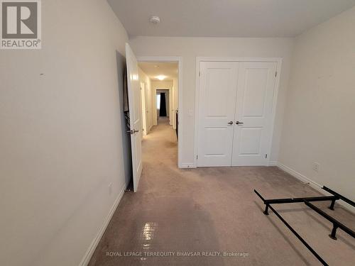 10 Stonehill Avenue, Kitchener, ON - Indoor Photo Showing Other Room