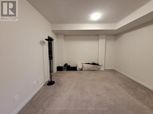 10 Stonehill Avenue, Kitchener, ON - Indoor Photo Showing Other Room