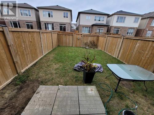 10 Stonehill Avenue, Kitchener, ON - Outdoor