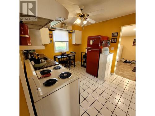 596 Pinchbeck Street, Williams Lake, BC - Indoor Photo Showing Kitchen