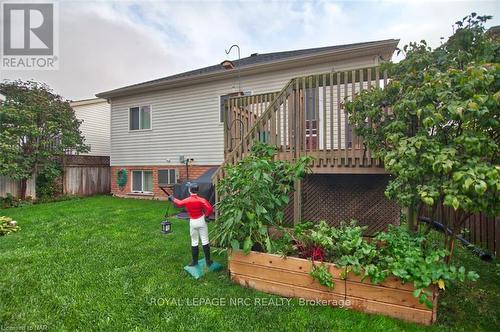 3 Cozocar Crescent, St. Catharines (462 - Rykert/Vansickle), ON - Outdoor