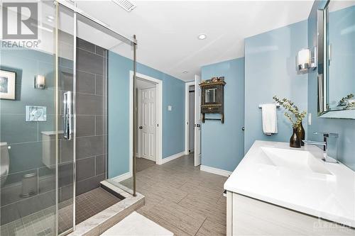 1245 Cheverton Avenue, Ottawa, ON - Indoor Photo Showing Bathroom