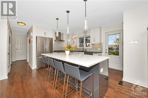 1245 Cheverton Avenue, Ottawa, ON - Indoor Photo Showing Kitchen With Upgraded Kitchen