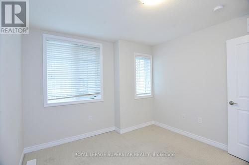 10 - 7 Lakelawn Road, Grimsby, ON - Indoor Photo Showing Other Room