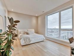 Master bedroom - 