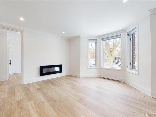 Salon - 922  - 924 Av. Dunlop, Montréal (Outremont), QC - Indoor Photo Showing Living Room With Fireplace