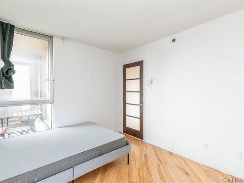 Chambre Ã Â coucher - 603-88 Rue Charlotte, Montréal (Ville-Marie), QC - Indoor Photo Showing Bedroom