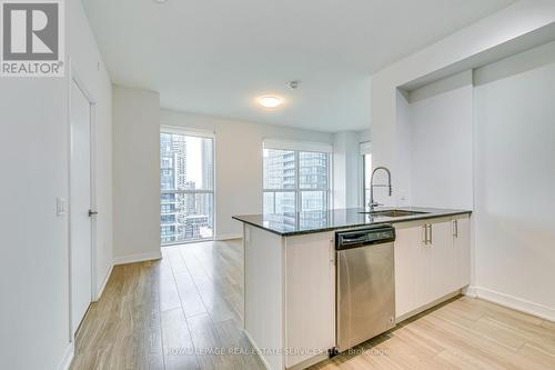 2315 - 4055 Parkside Village Drive, Mississauga, ON - Indoor Photo Showing Kitchen