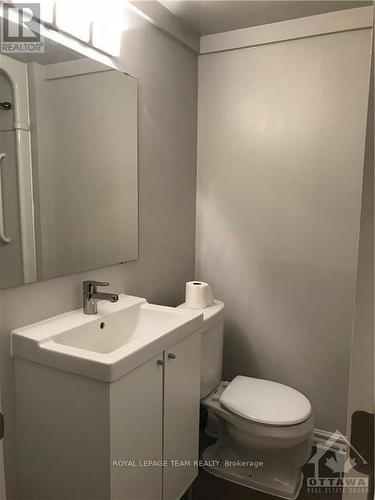 181 Glen Avenue, Ottawa, ON - Indoor Photo Showing Bathroom