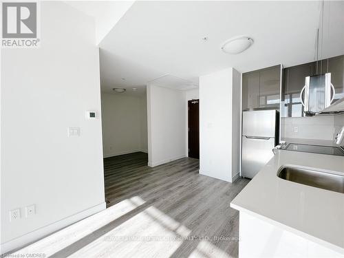 3612 - 60 Frederick Street, Kitchener, ON - Indoor Photo Showing Kitchen