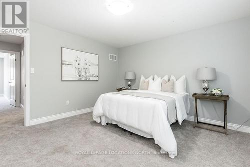 21 Covington Blue Crescent, Wasaga Beach, ON - Indoor Photo Showing Bedroom