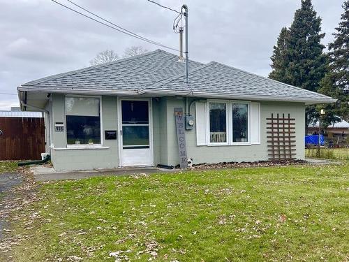 935 Armit Avenue North, Fort Frances, ON - Outdoor