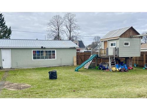 935 Armit Avenue North, Fort Frances, ON - Outdoor