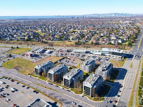 Photo aÃ©rienne - 503-9815 Boul. Leduc, Brossard, QC - Outdoor With View