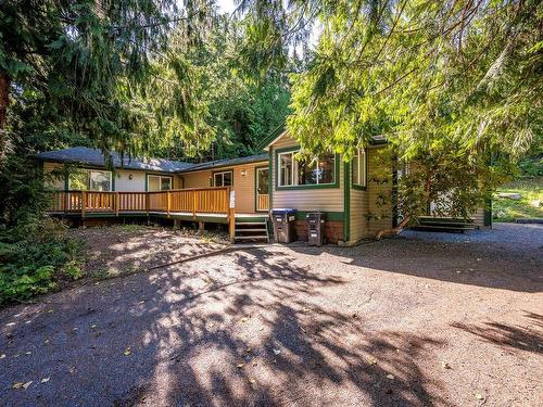 3046 Rinvold Rd, Hilliers, BC 