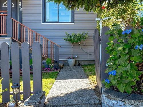 125 Gatacre St, Ladysmith, BC 