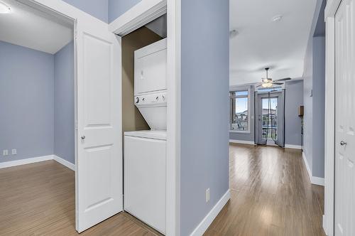 307-3533 Carrington Road, West Kelowna, BC - Indoor Photo Showing Laundry Room