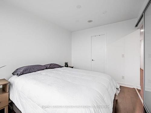 Ph16-320 Richmond St E, Toronto, ON - Indoor Photo Showing Bedroom