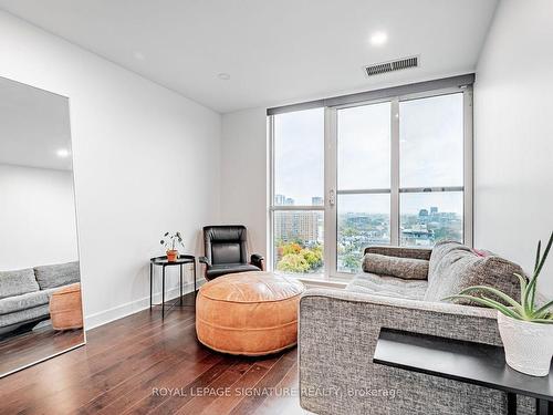 Ph16-320 Richmond St E, Toronto, ON - Indoor Photo Showing Living Room