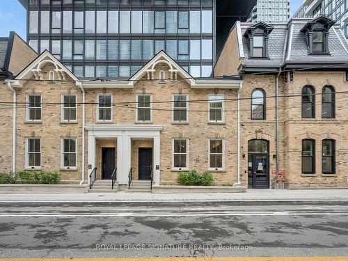 81 Shuter St, Toronto, ON - Outdoor With Facade