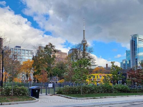 1201-505 Richmond Street W, Toronto, ON - Outdoor With View