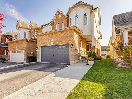 1813 Lamstone St, Innisfil, ON - Outdoor With Facade