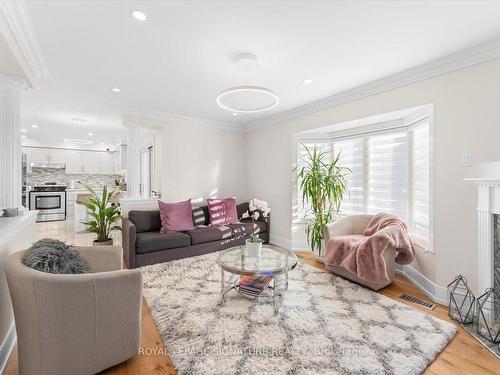 74 Littleleaf Cres, Markham, ON - Indoor Photo Showing Living Room With Fireplace