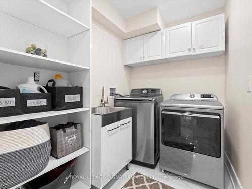 74 Littleleaf Cres, Markham, ON - Indoor Photo Showing Laundry Room