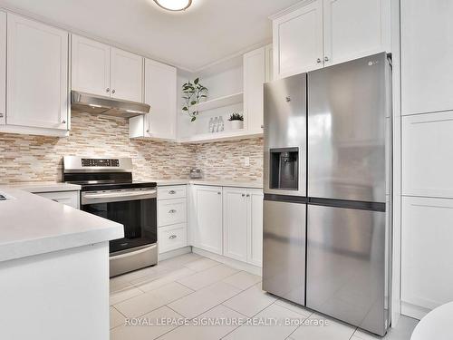 14 Grand Forest Dr, Barrie, ON - Indoor Photo Showing Kitchen With Stainless Steel Kitchen With Upgraded Kitchen