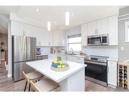 2044 Stone Hearth Lane, Sooke, BC - Indoor Photo Showing Kitchen