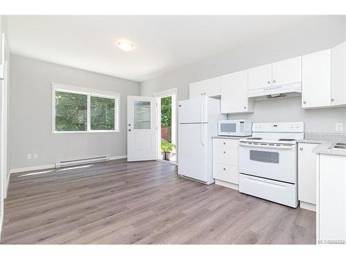 2044 Stone Hearth Lane, Sooke, BC - Indoor Photo Showing Kitchen