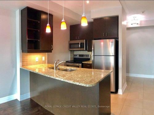 1201-100 John St, Brampton, ON - Indoor Photo Showing Kitchen With Double Sink