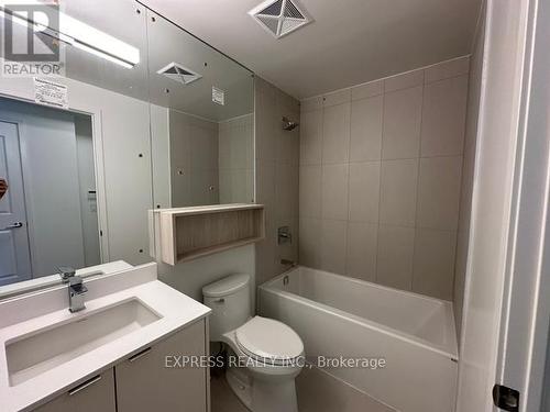 5012 - 100 Dalhousie Street, Toronto, ON - Indoor Photo Showing Bathroom