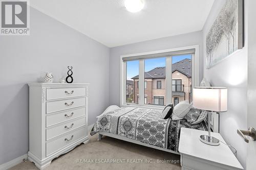 1117 - 585 Colborne Street E, Brantford, ON - Indoor Photo Showing Bedroom