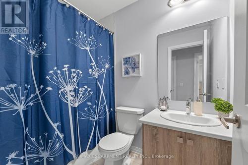 1117 - 585 Colborne Street E, Brantford, ON - Indoor Photo Showing Bathroom