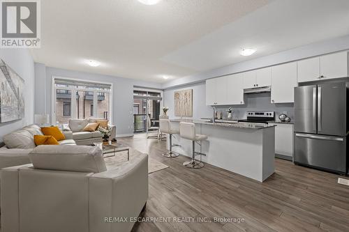 1117 - 585 Colborne Street E, Brantford, ON - Indoor Photo Showing Kitchen With Stainless Steel Kitchen