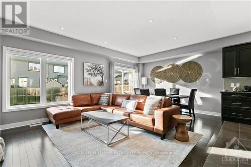 2200 Nantes Street, Ottawa, ON - Indoor Photo Showing Living Room