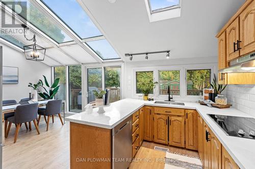 314 Dickens Drive, Oshawa, ON - Indoor Photo Showing Kitchen